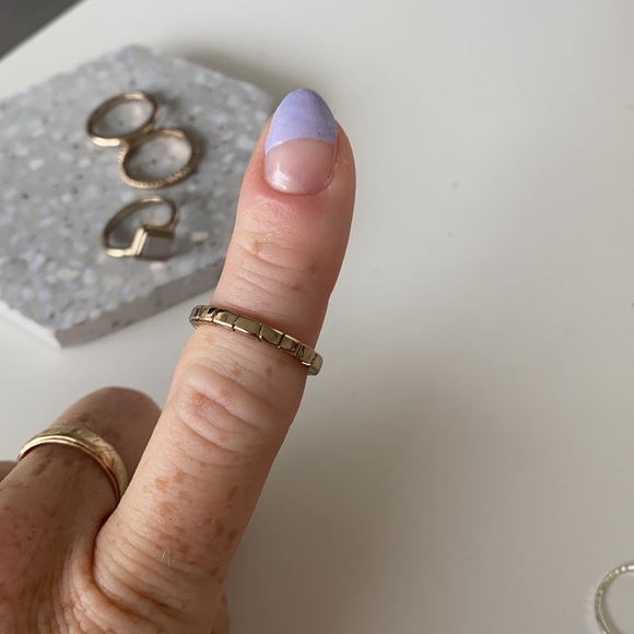 Stackable gold rings - Picture 4 of 6